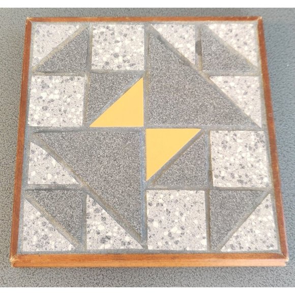 Quiltile: Old Maid's Puzzle Tile Art Trivet Wooden Border 9" Heavyweight Signed? - Picture 1 of 12
